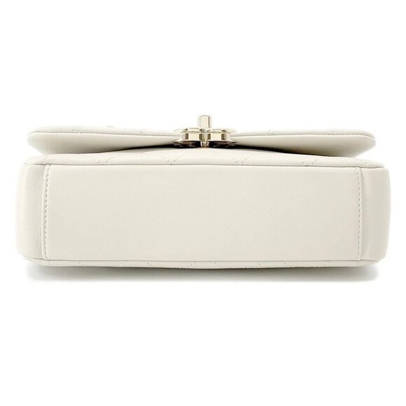 CHANEL Matelasse ChainShoulder Calf Leather Off-white - Picture 4 of 16